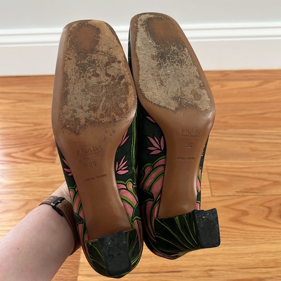 Authentic Vintage PRADA Heels Size 36 Floral Pattern Black Green Pink Block Heel - Picture 6 of 8